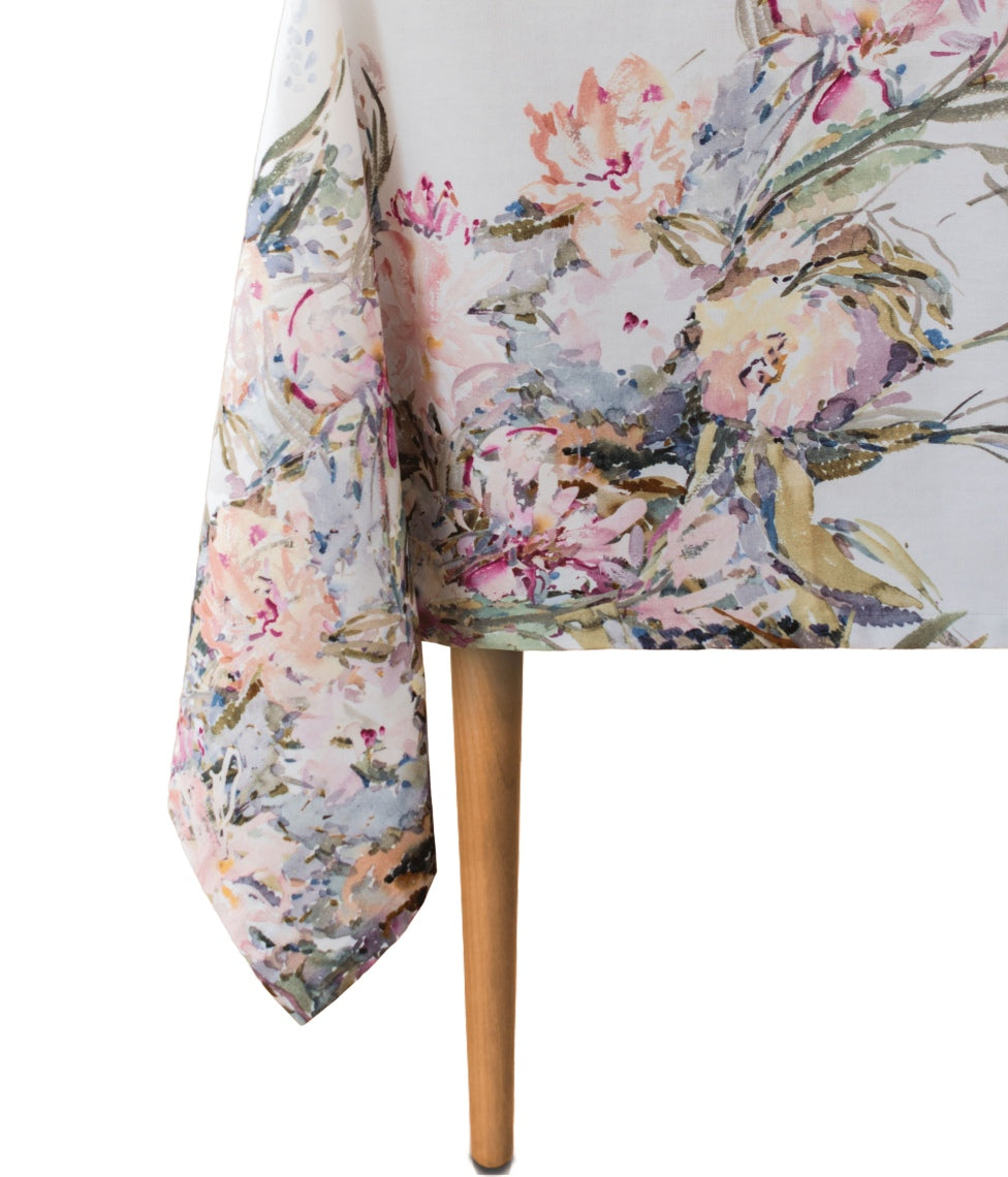 Staltiesė Floral Sense by Kmieliauskaitė (marga)