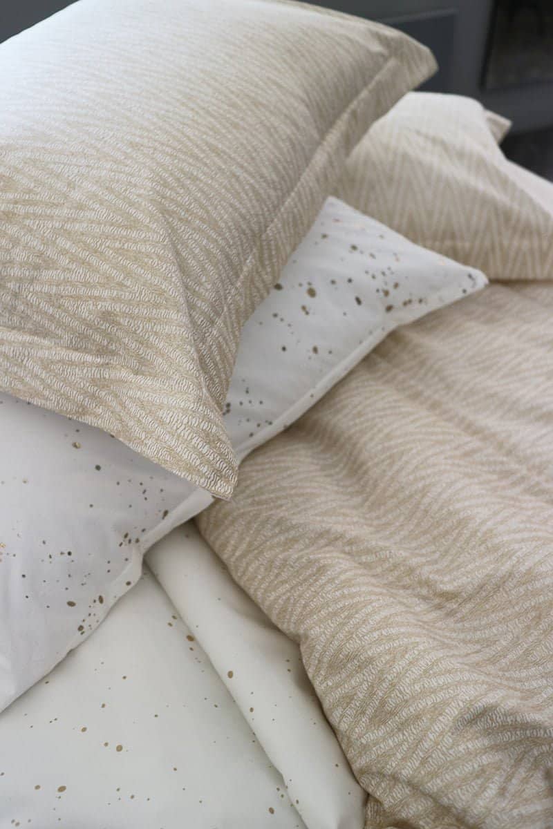 Satino pagalvės užvalkalas Twist Gold/White (auksinė), 4 nuotrauka