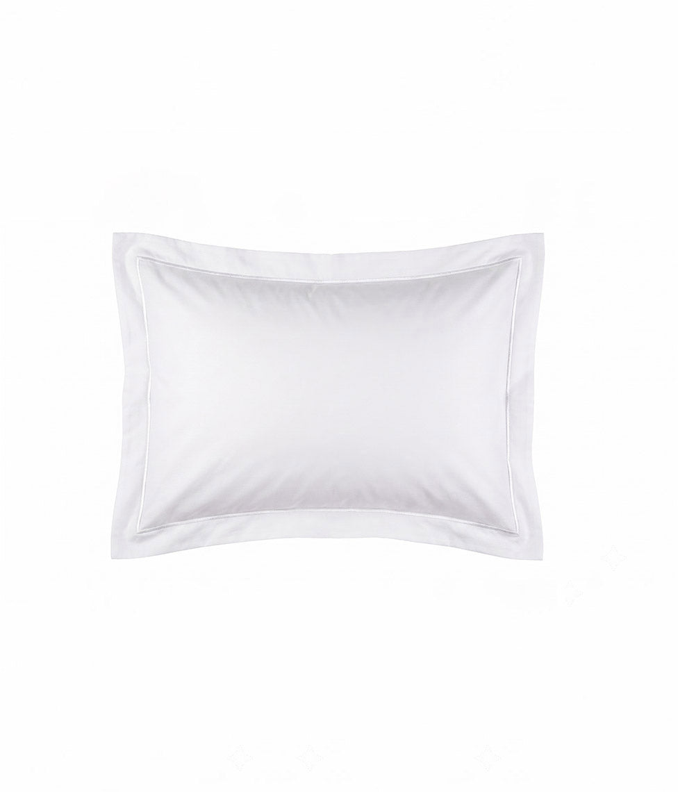 Hotel Line Satino pagalvės užvalkalas Oxford su dekoratyviniu peltakiu Solid Optical White (optiškai balta)