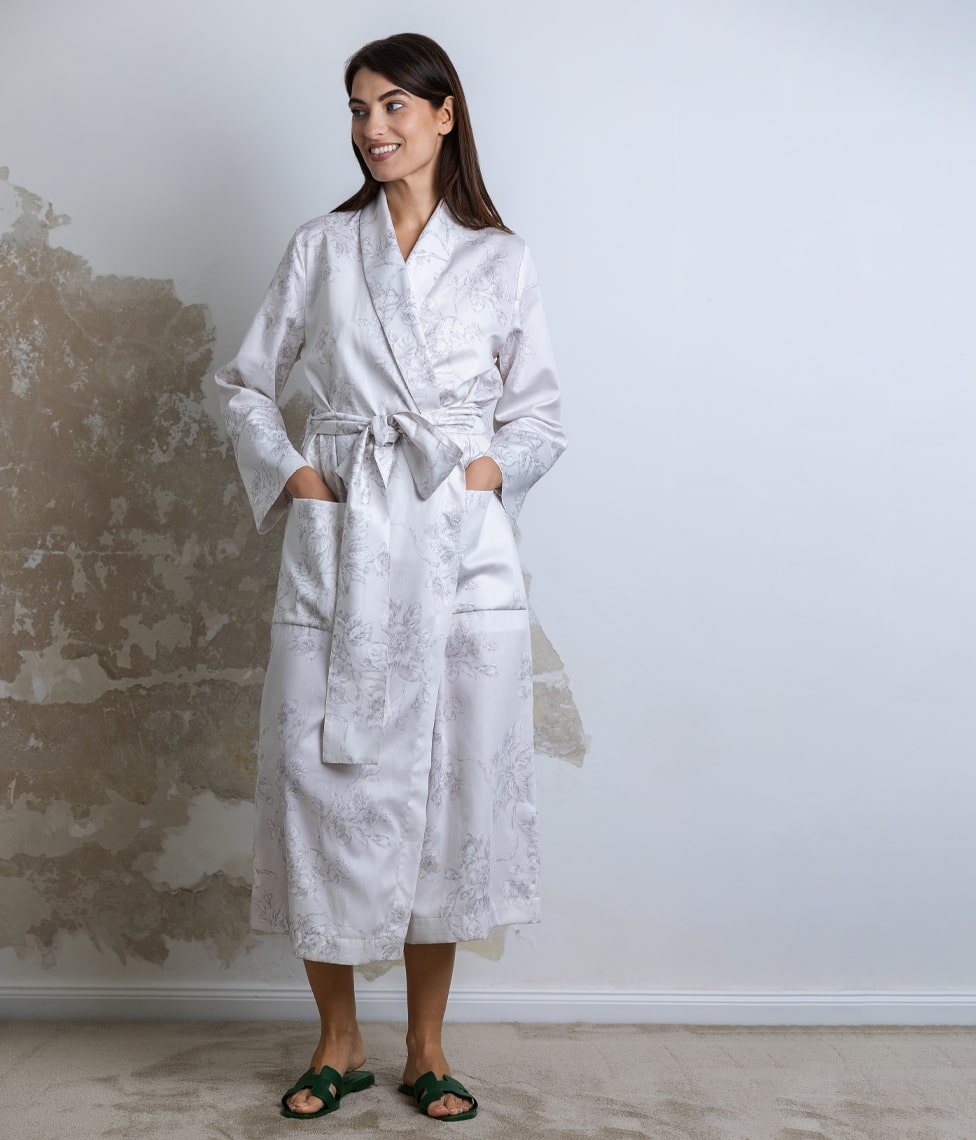 Klasikinis satino chalatas Eden Beige (biežinė), 2 nuotrauka