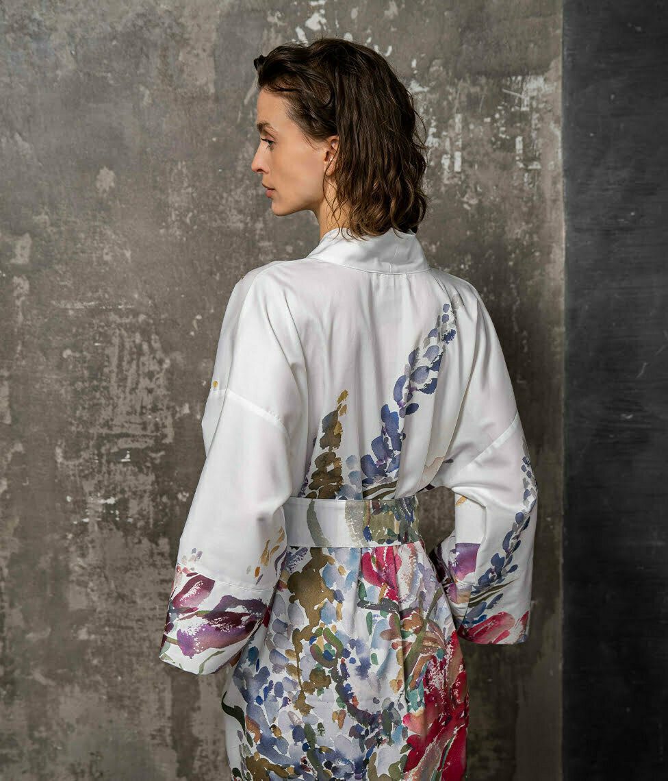 Satino chalatas kimono Irises by Kmieliauskaite (marga), 2 nuotrauka