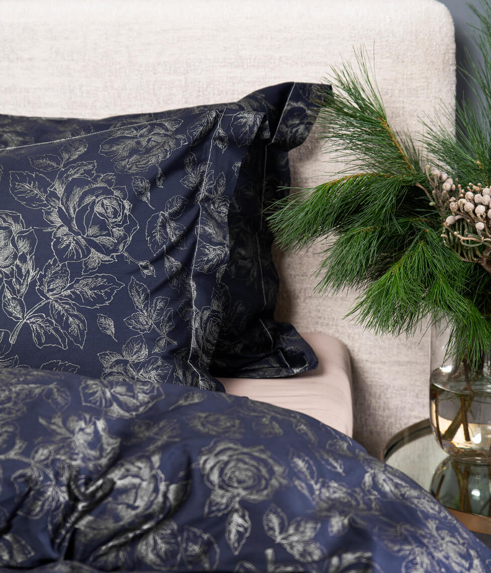 Satino pagalvės užvalkalas Rose Line Royal Blue (mėlyna), 2 nuotrauka