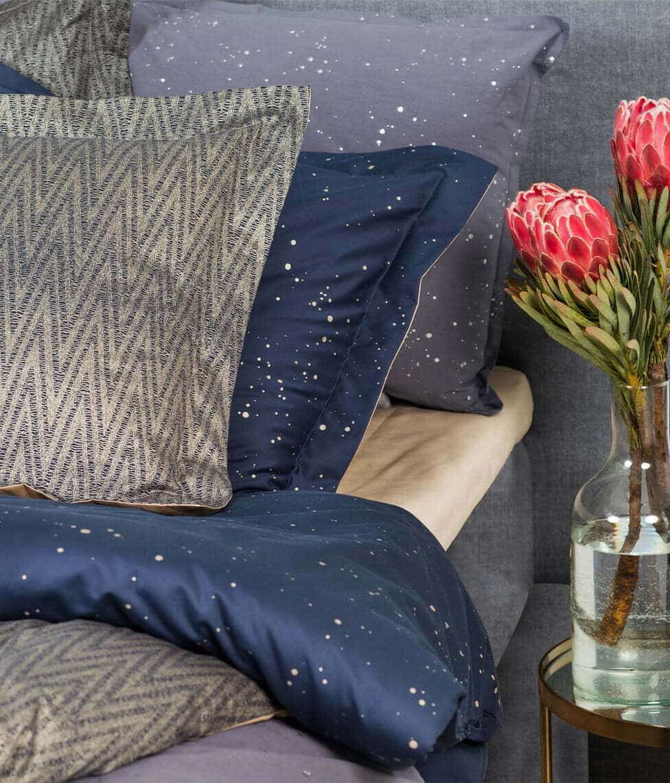 Satino pagalvės užvalkalas Twist Dark/Dark Blue (tamsiai mėlyna), 2 nuotrauka