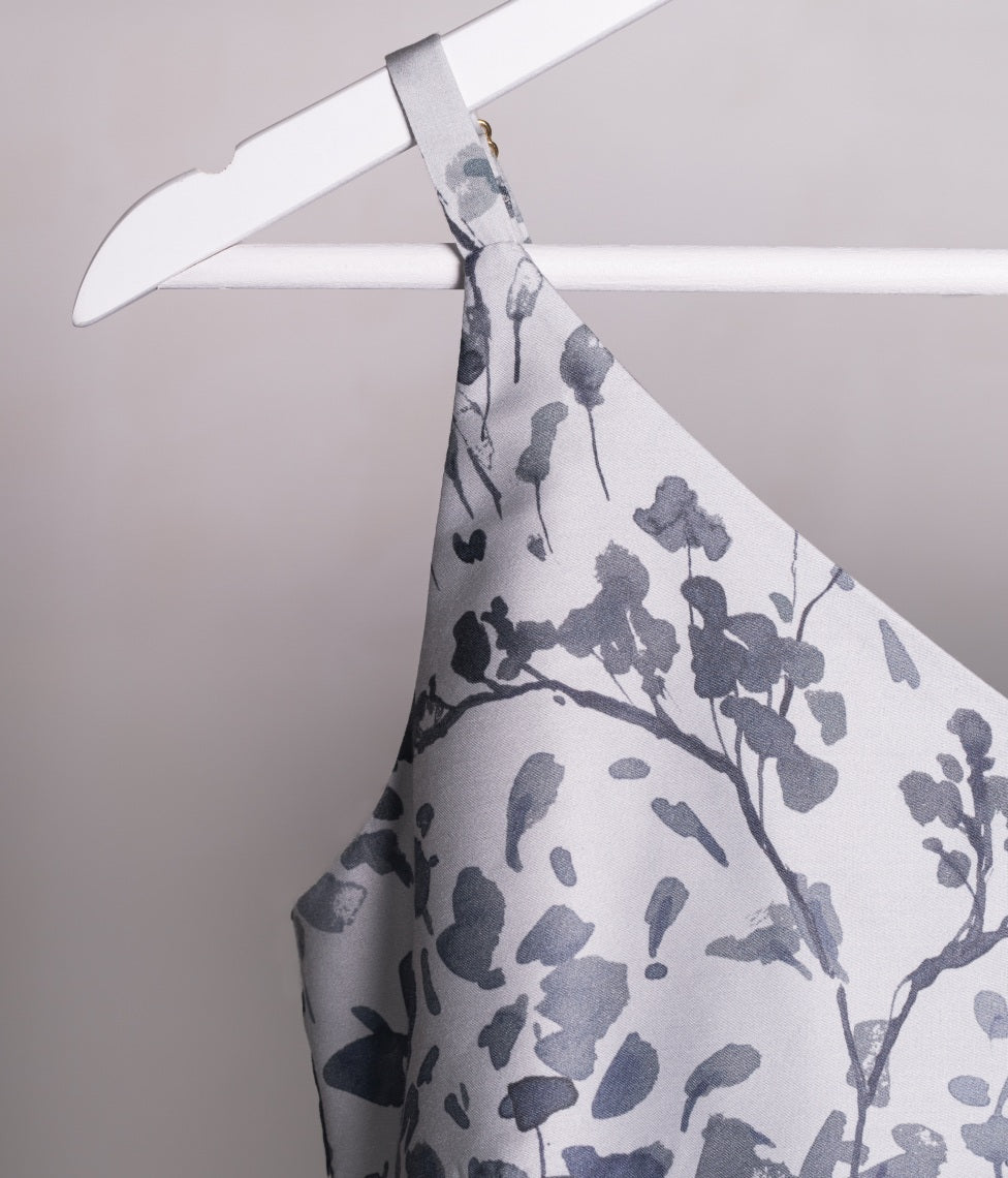 Dviejų dalių kostiumėlis Silky Poems Grey (palaidinė su petnešėlėmis+šortai) (marga), 2 nuotrauka