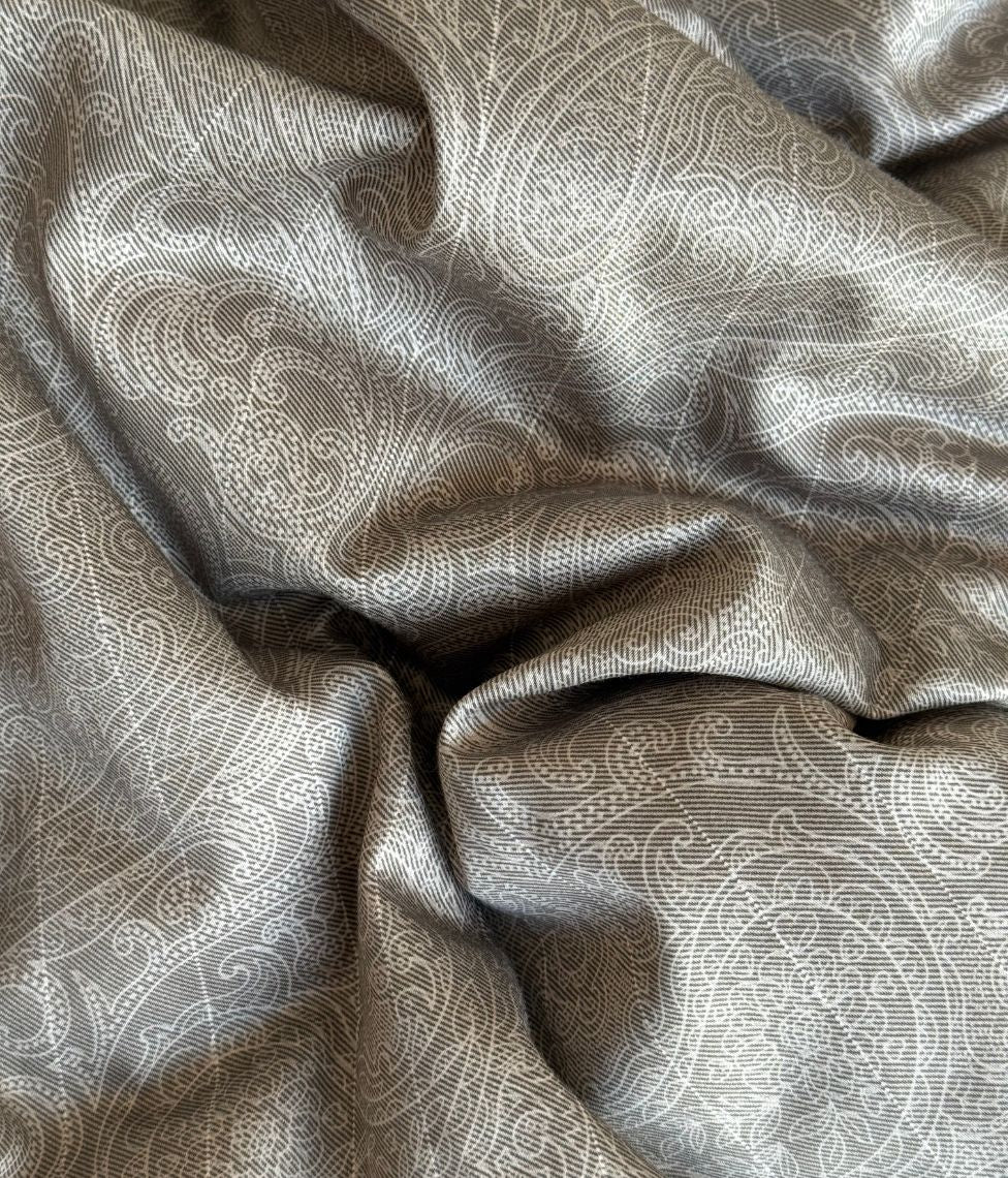 Satino antklodės užvalkalas Paisley Bronze