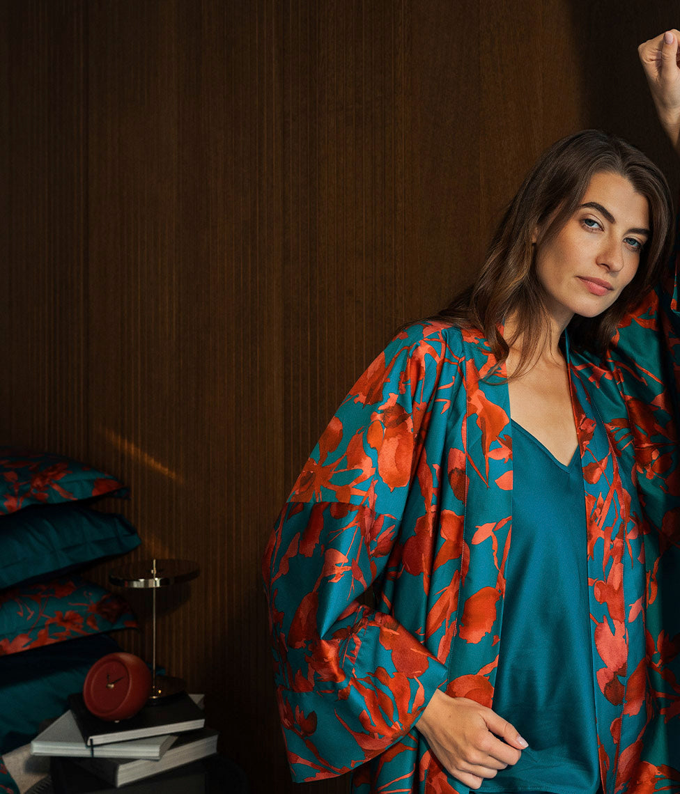 Satino chalatas kimono Rainbow Blue (marga, mėlyna), 2 nuotrauka