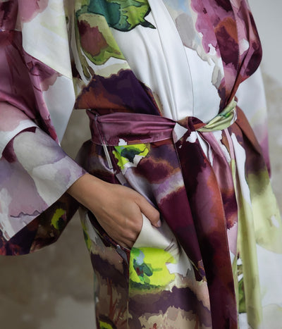 Satino Chalatas Kimono Flower Mist (marga), 2 nuotrauka