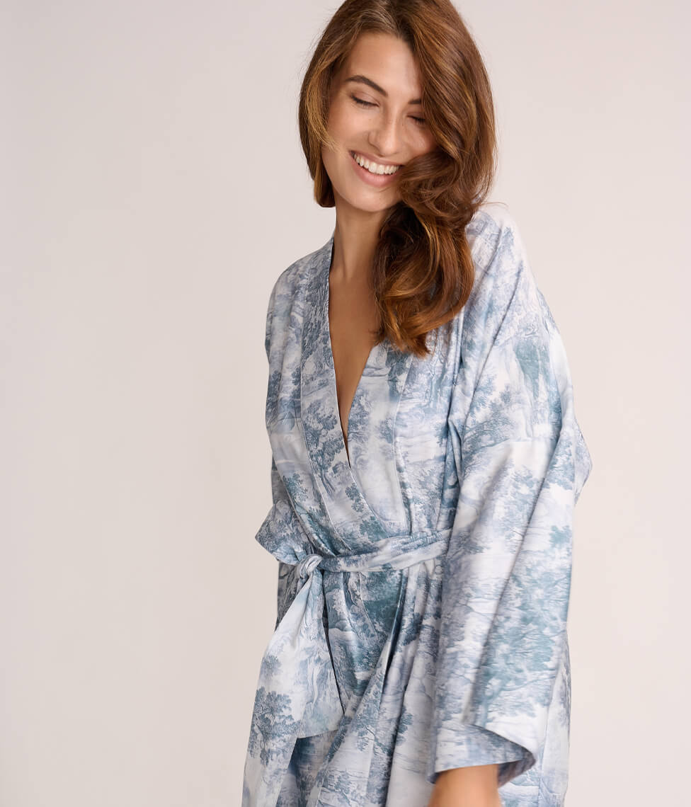 Satino chalatas kimono Toile Blue (mėlyna), 2 nuotrauka