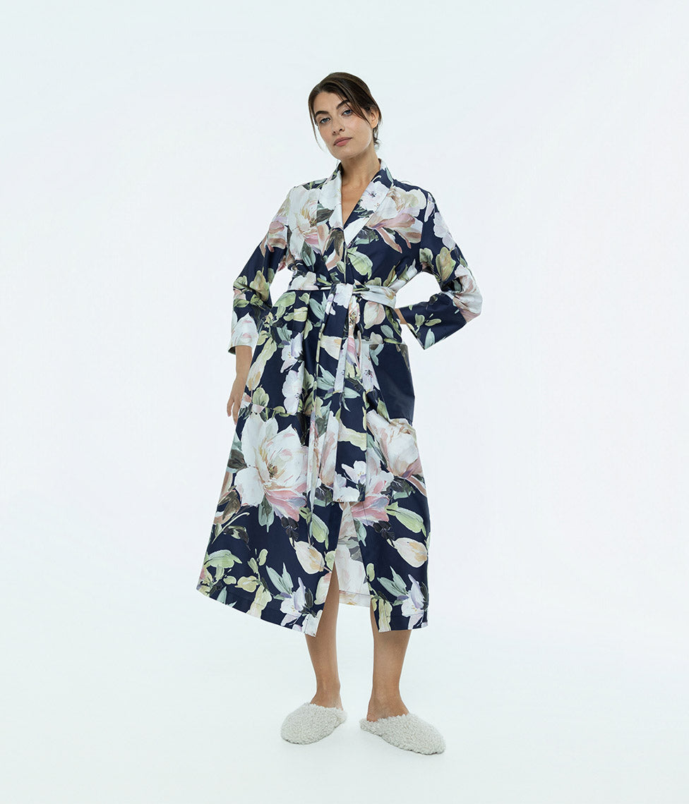 Klasikinis satino chalatas Harmony Dark Blue (tamsiai mėlyna)
