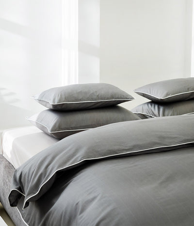Satino pagalvės užvalkalas su kanteliu Stripe In Line Grey (pilka), 3 nuotrauka