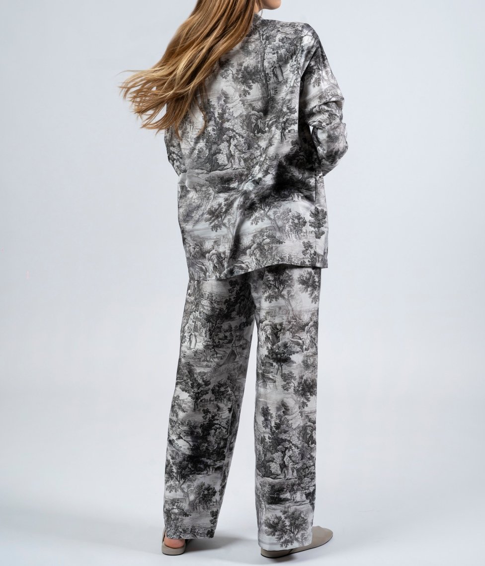 decoflux-satino-pizama-ilga-kelnes-marskiniai-the-lovers-tale-grey-pilka (2) decoflux-satino-pizama-ilga-kelnes-marskiniai-the-lovers-tale-grey-pilka (2)