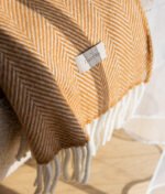 Vilnonis pledas Twist Toffee, 130x190cm - Image 4