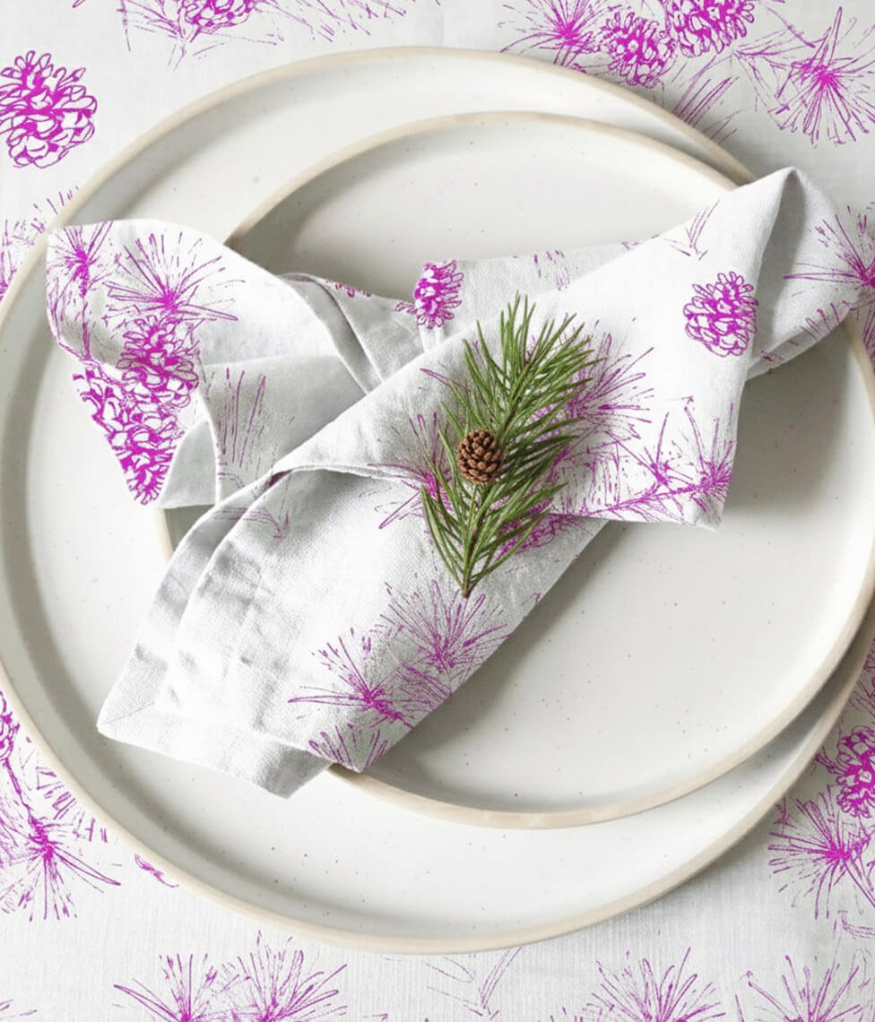 Pine cyclamen napkins Lininė servetėlė Pine Cyclamen - Image 1